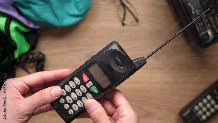 Where smartphones around during 70's