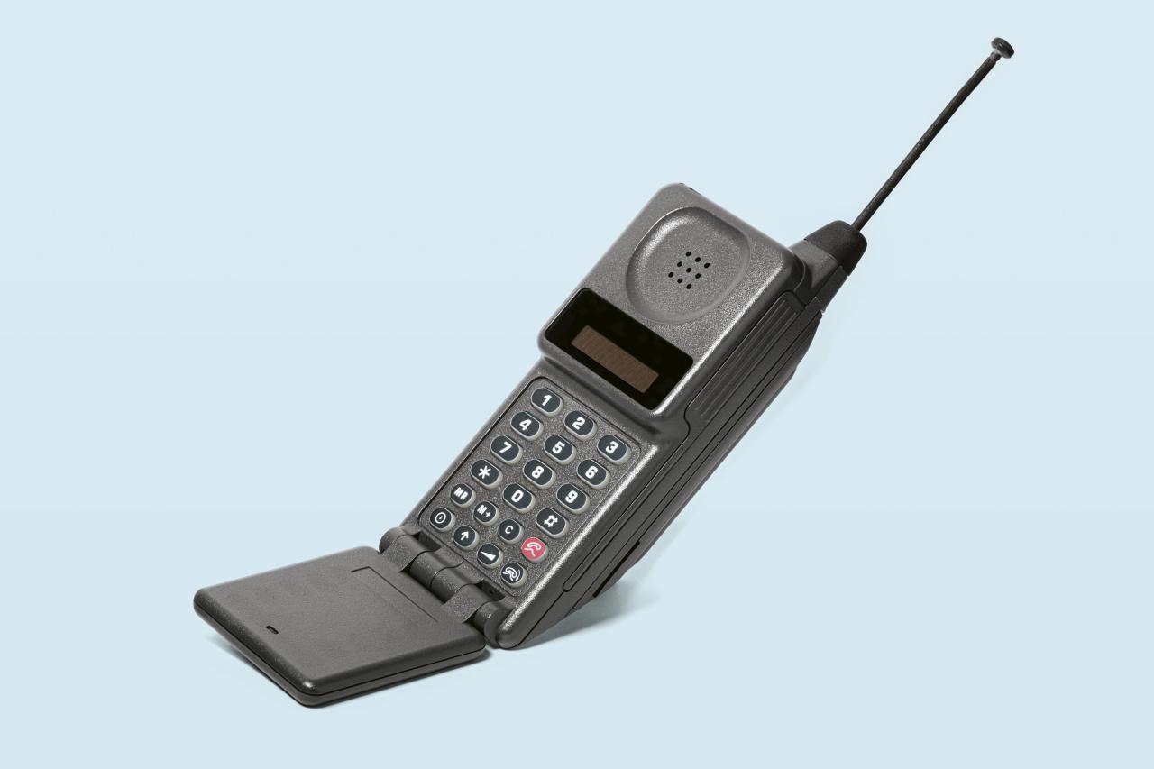 Where smartphones around during 70's